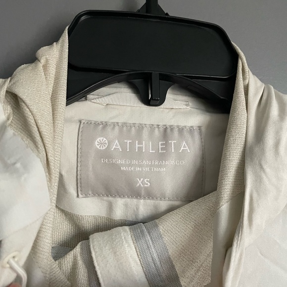 Athleta Palisades Waterproof Jacket Womens Size XS - Picture 3 of 4